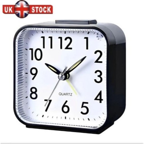 Quartz alarm clock with - alarm, night